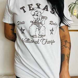 TEXAS STATE RODEO NATIONAL CHAMPS GRAPHIC WHITE TSHIRT